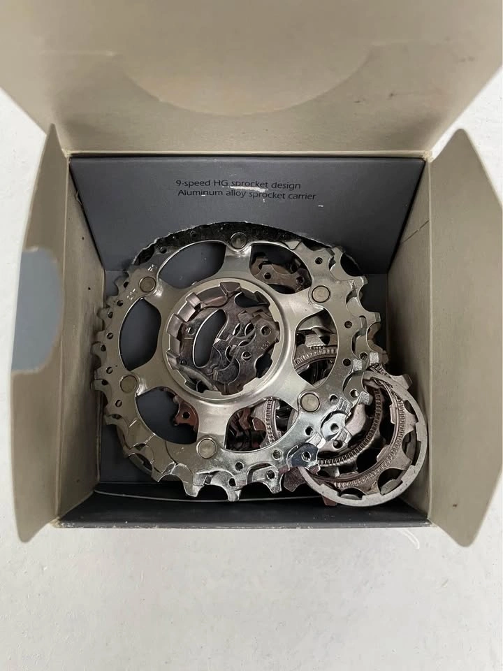 Shimano Ultegra 9-speed Cogset (11-23) - photo 3