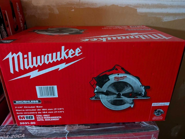 Milwaukee M18 7-1/4 inch Circular Saw 2631-20