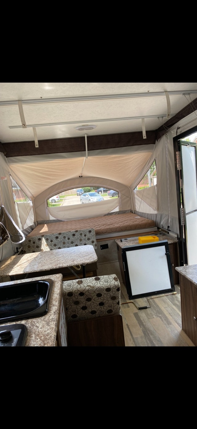 2018 Coachmen Clipper 806xls - photo 3