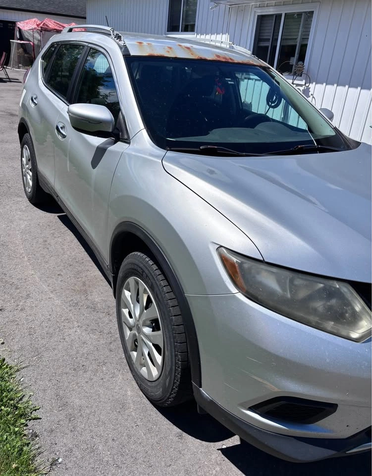 2014 Nissan Rogue S AWD - 543,000 kms - photo 2