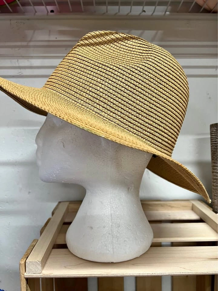 ⚽ Summer straw hat