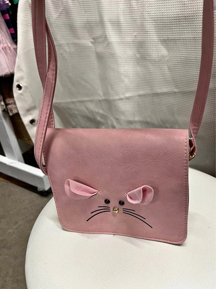 ⚽ Cute Pink small shoulder bag