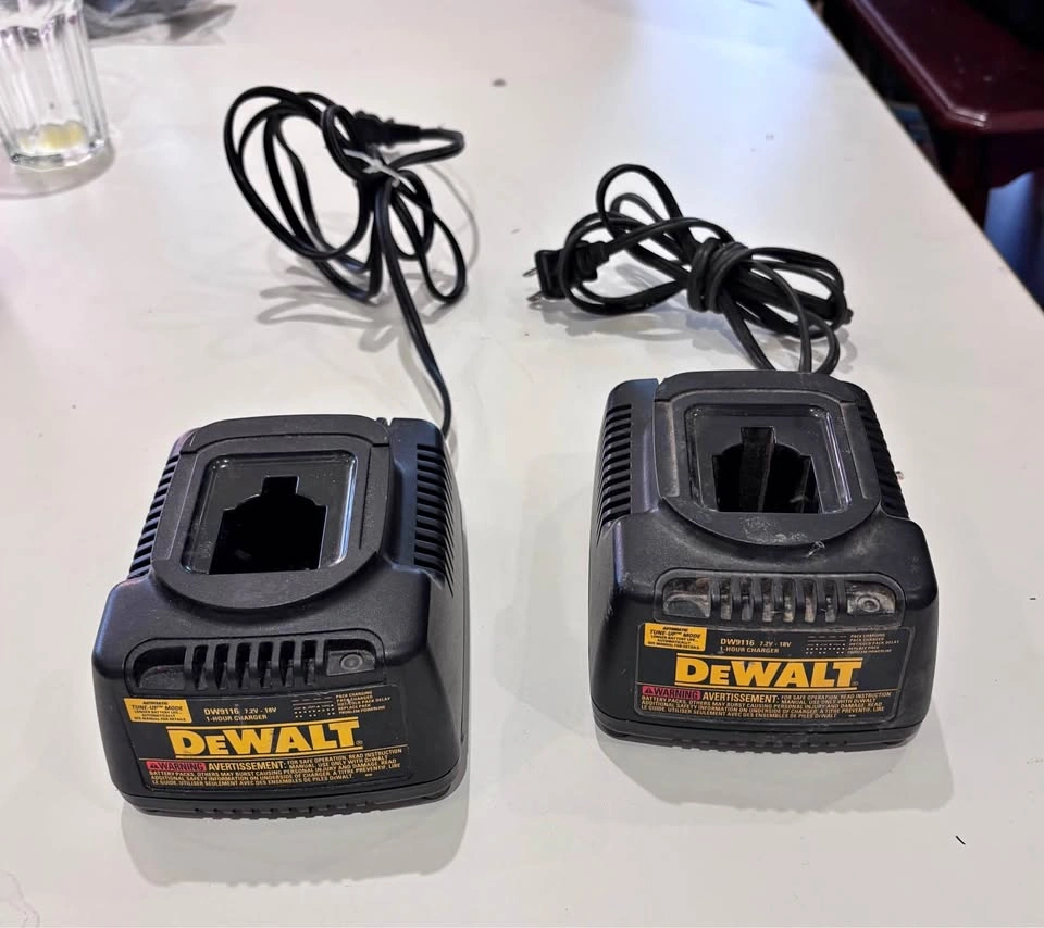 DEWALT DW9116 1-Hour Charger for 7.2V to 18V NiCd Batteries