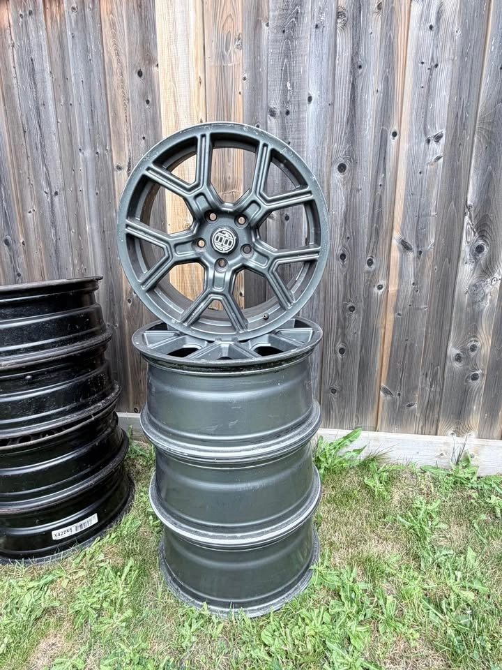 17” Alloy Wheels for Nissan Rogue - photo 2