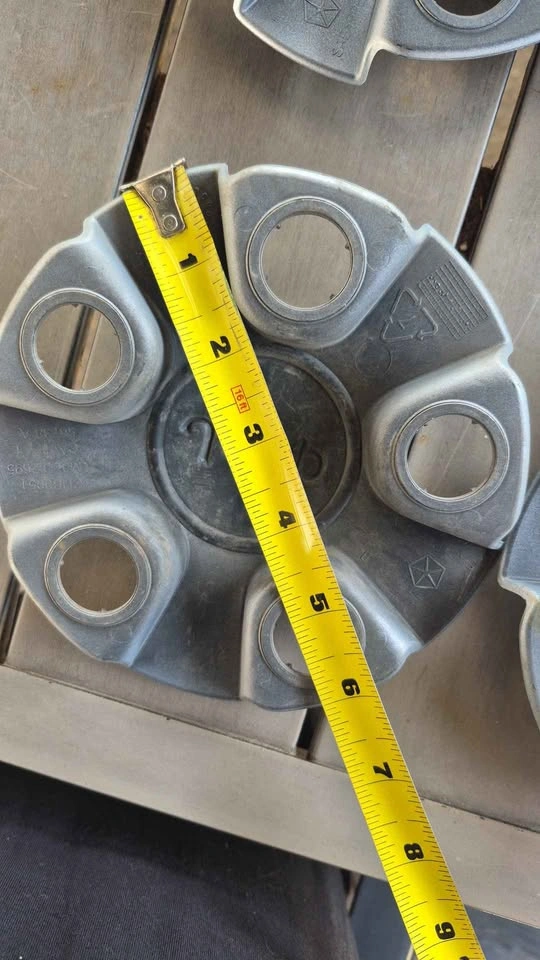 Jeep Centre Caps - photo 4