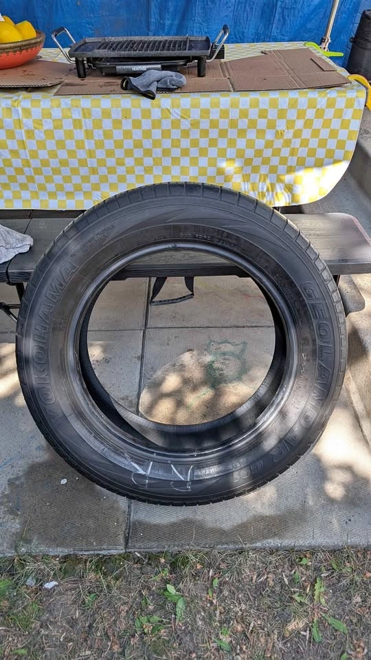 Yokohama Geolandar G91 225/60R17 Tire