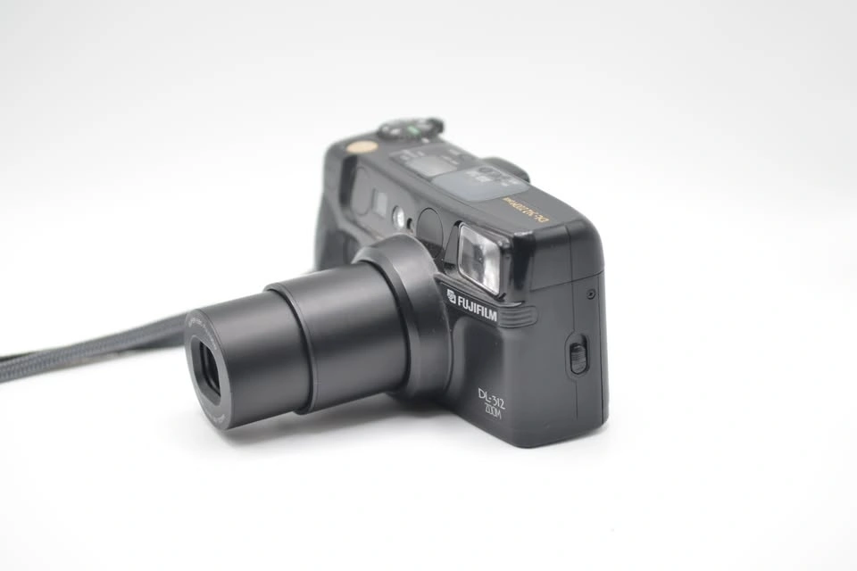 Fujifilm DL‐312 Zoom 35mm point‐and‐shoot - photo 3