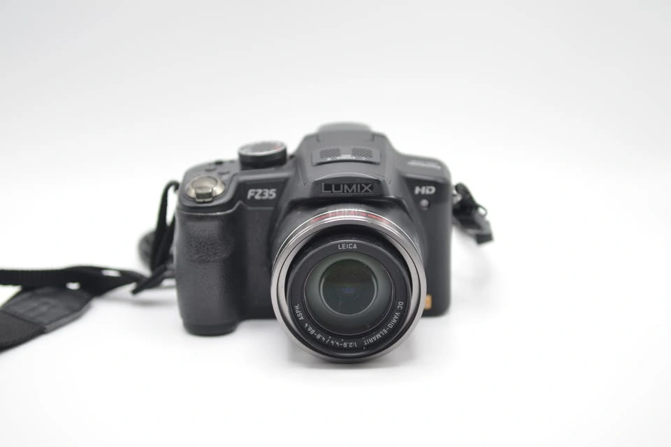 Panasonic Lumix DMC‐FZ35 superzoom digital camera - photo 2