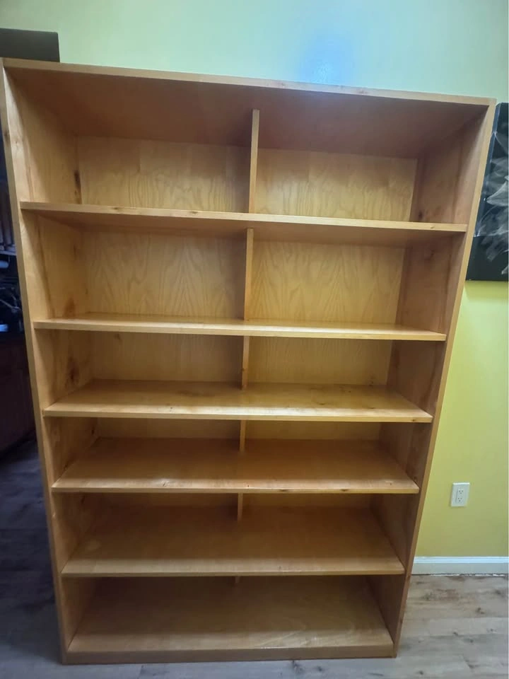 Solid Wood Bookshelf / Bookcase – Heavy Duty