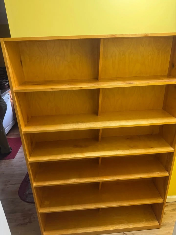 Solid Wood Bookshelf / Bookcase – Heavy Duty - photo 2