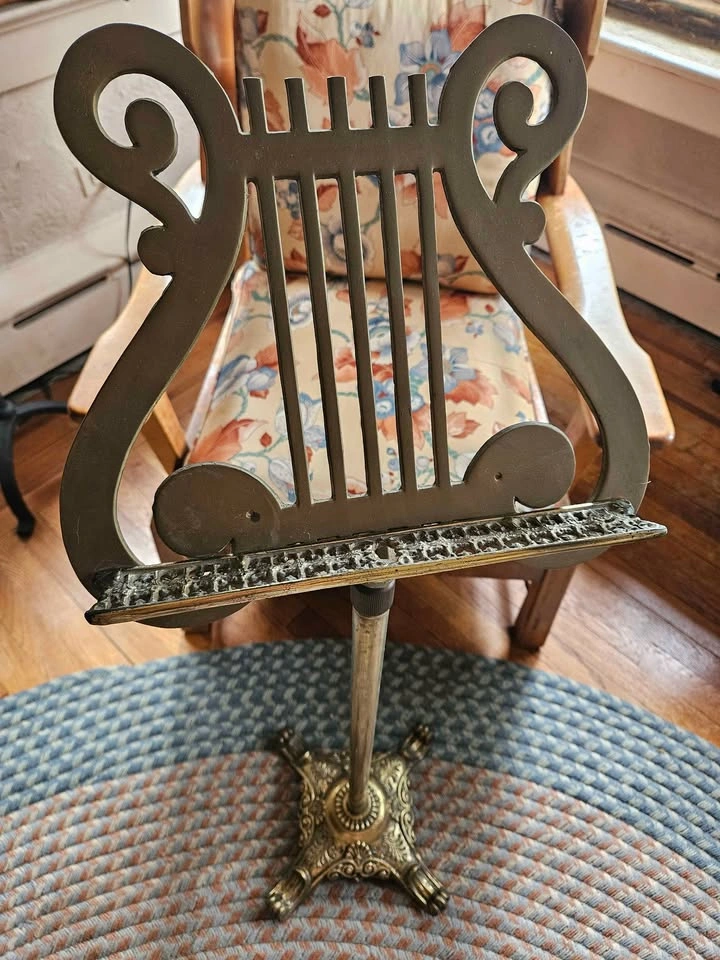 Brass Lyre Adjustable Music Stand - photo 2