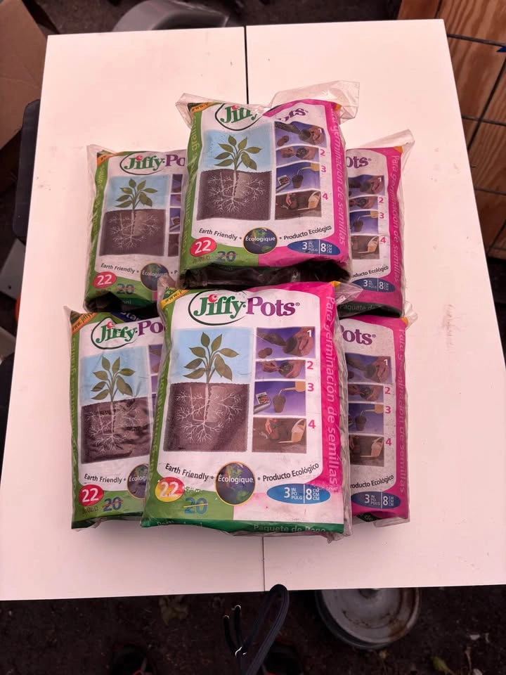 6 packs of 3 inch jiffy pots - photo 2