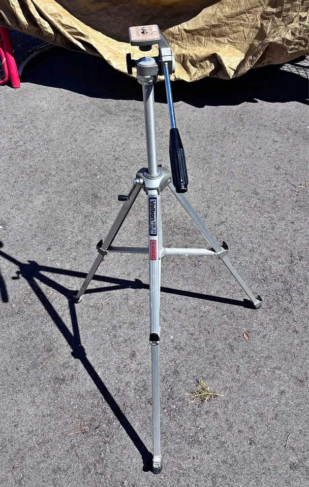 Velbon VGB-32C adjustable aluminum video camera tripod