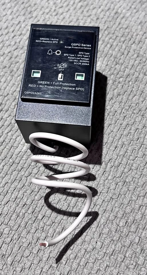 Plug-in Surge Protection Device 2-Pole 65kA 120/240V, 1Ø, 3W