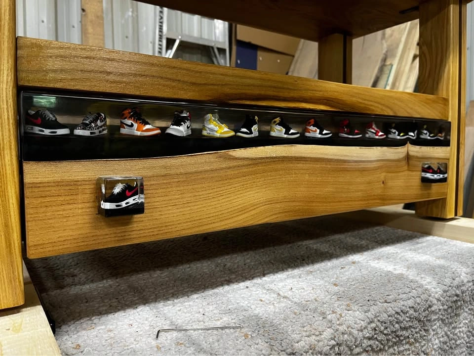 Live Edge and Epoxy Furniture! - photo 2