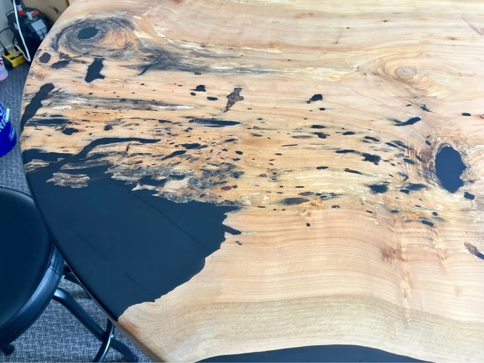 46” Round Solid Willow & Black Epoxy Table - photo 3