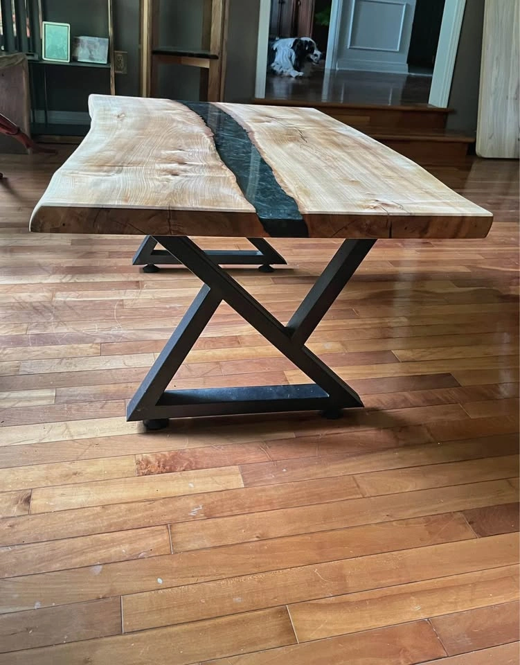 Live Edge and Epoxy Coffee Table! - photo 3