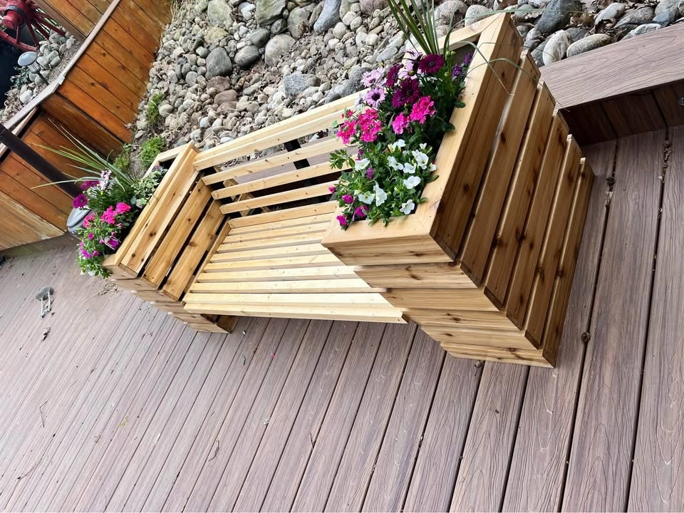 Cedar Planter Box Bench! - photo 5