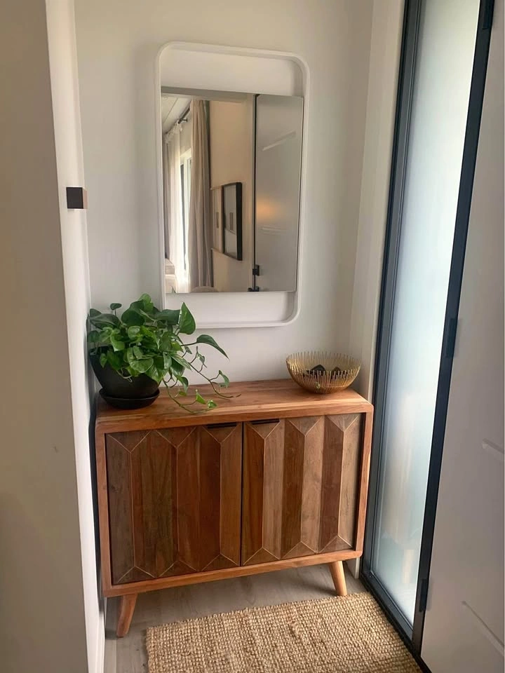 White mirror - 19.5” wide x 36” tall