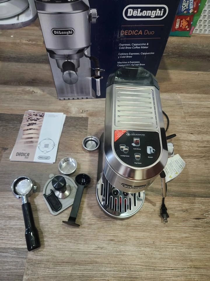 De'Longhi Dedica Duo EC890 Espresso Machine - photo 3