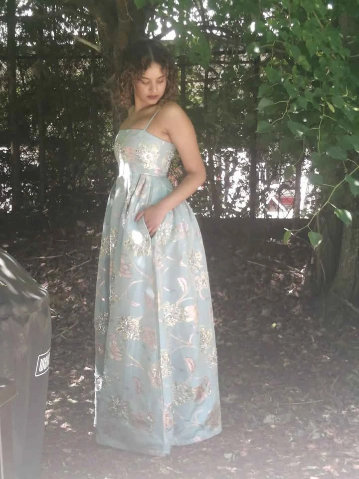 NEW Prom Dress with pockets - photo 2