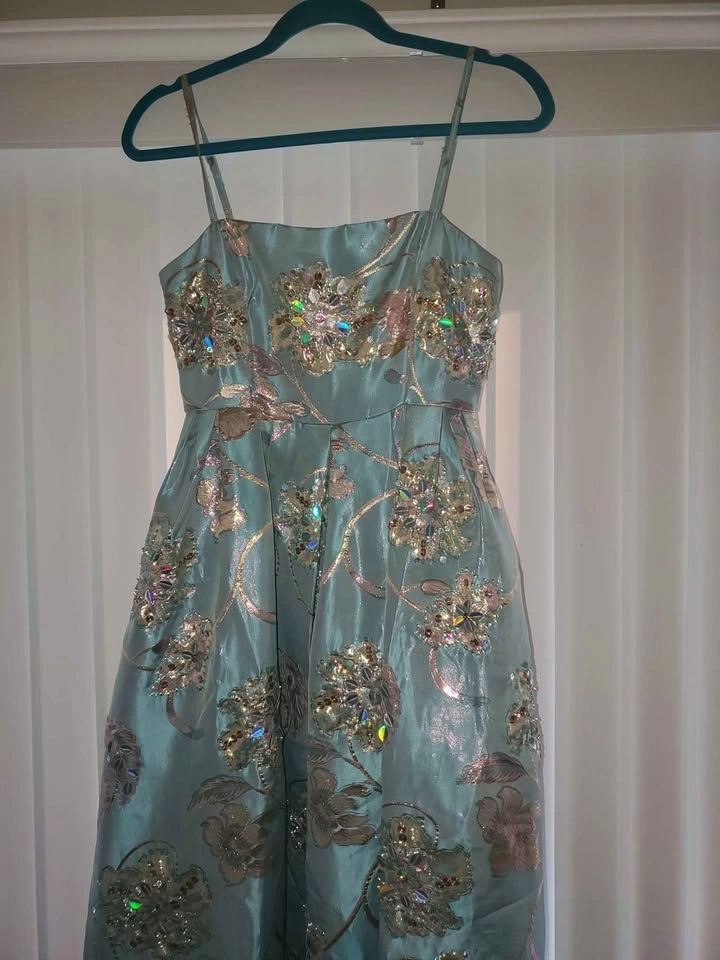 NEW Prom Dress with pockets - photo 4