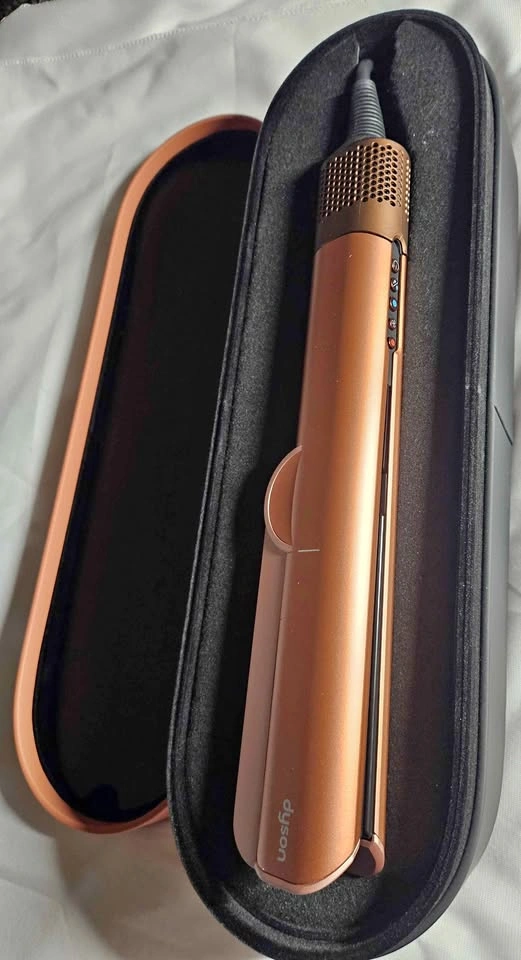 Dyson Airstrait Hair Straightener – Special Edition – Amber Silk