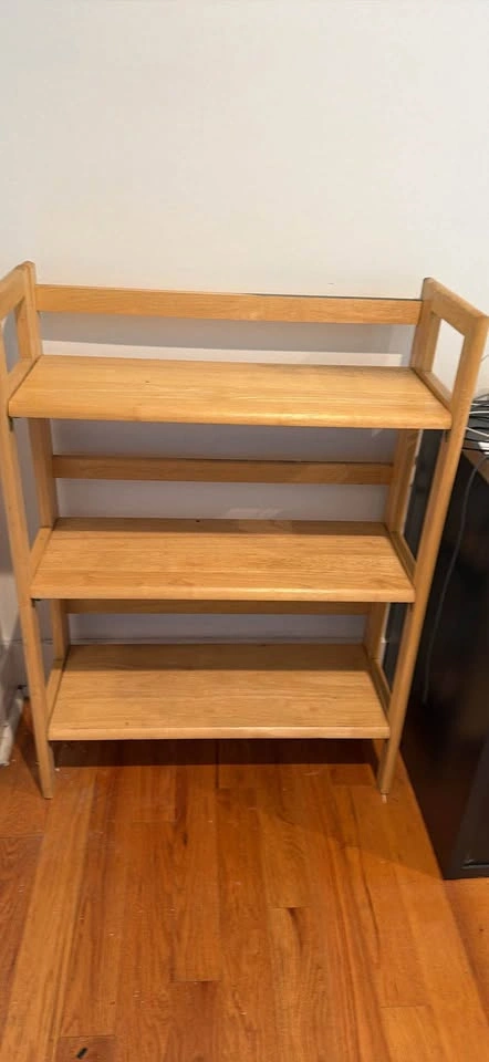 Wooden 3-Tier Bookshelf / Storage Shelf – Compact & Sturdy - photo 2