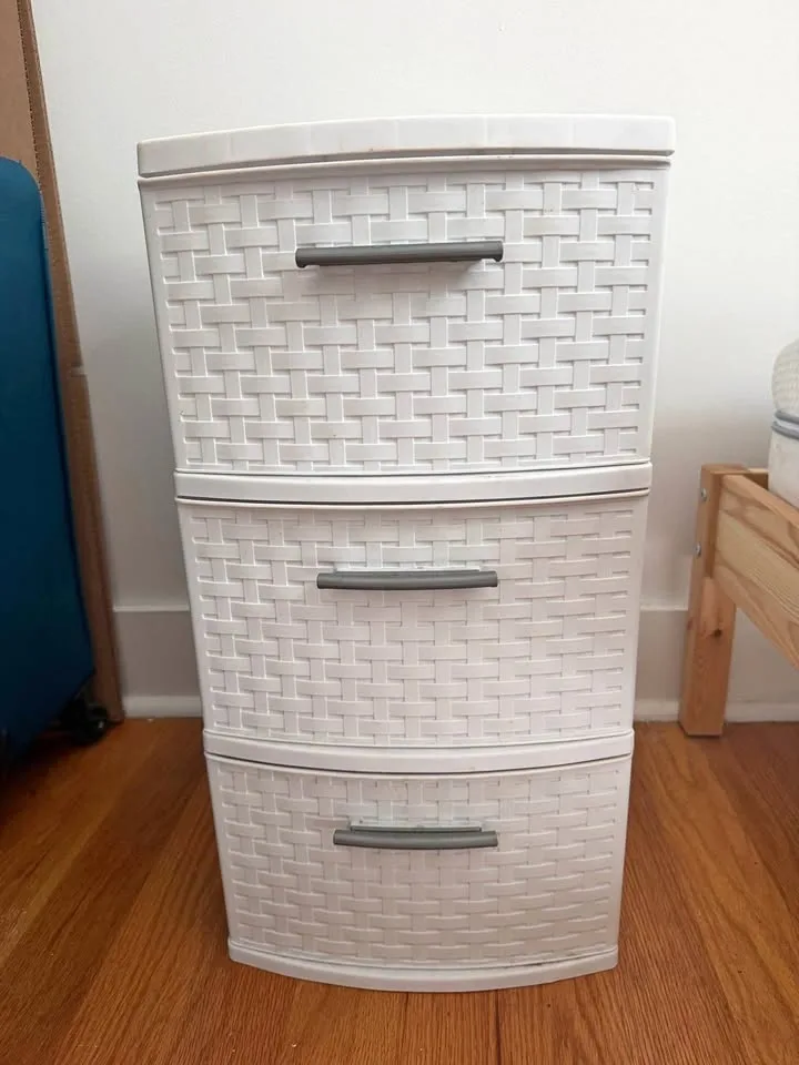 Sterilite 3-Drawer Storage Organizer – White Wicker Style