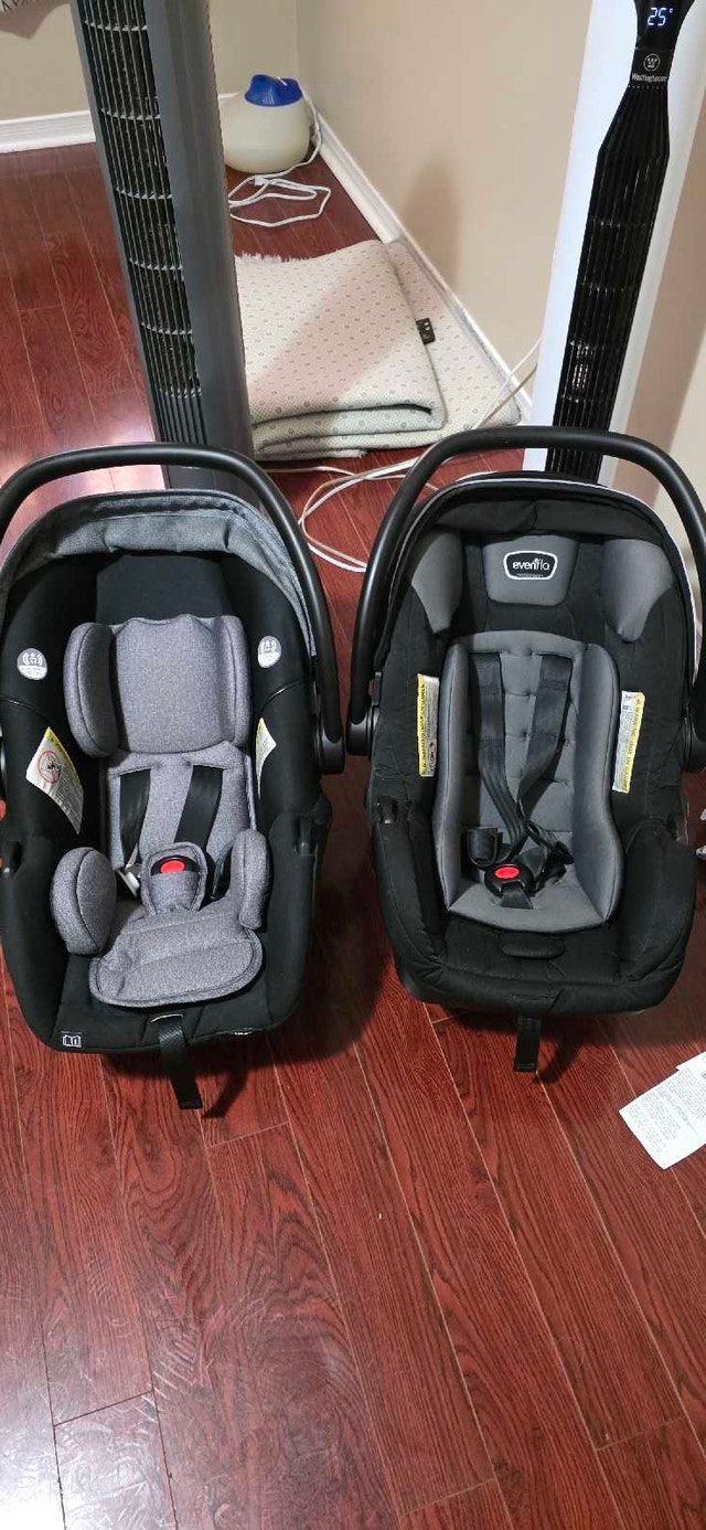 Evenflo Pivot Xpand Stroller and Car Seat Set