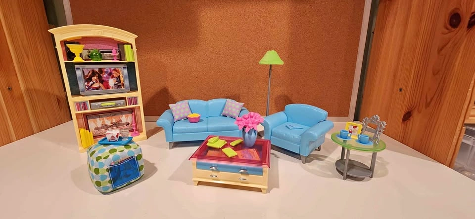 2003 Barbie Decor Collection Living Room Playset