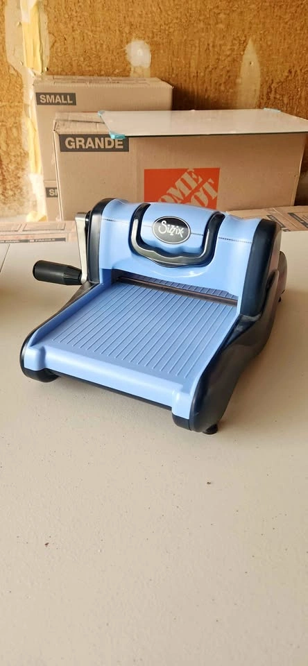 Sizzix BigKick Die-Cutting Device