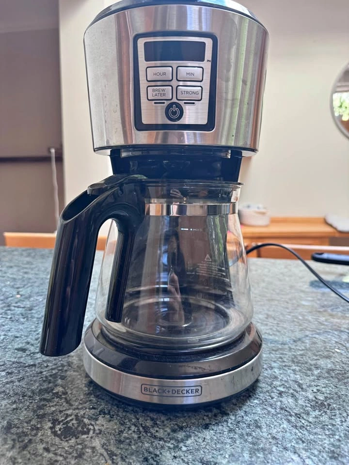 BLACK+DECKER Programmable Coffee Maker