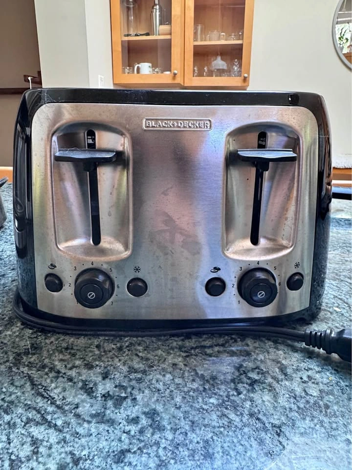Black+Decker 4-Slice Toaster