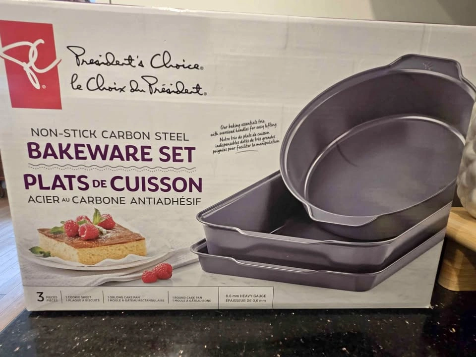 President's Choice Non-Stick Carbon Steel Bakeware Set