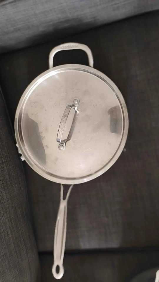 Cuisinart 6QT and 4QT Stainless Steel Pots - photo 4
