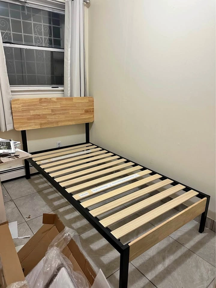 Zinus Twin bed