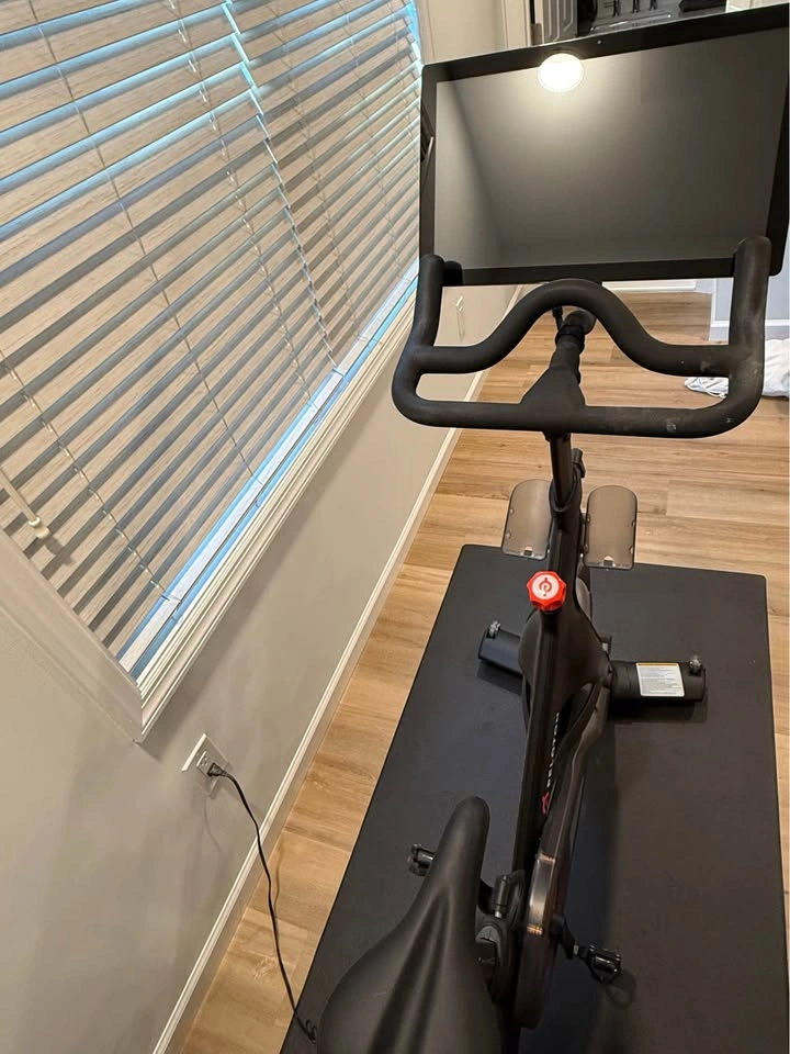 Peloton Bike for sale - photo 3
