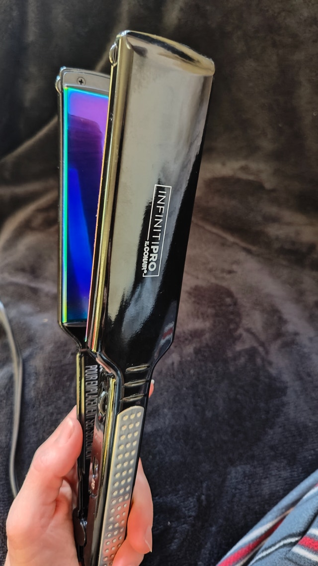 Infinite Pro 1 ¾" Flat Iron - Rainbow Titanium Edition - photo 3