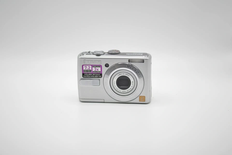 Panasonic Lumix DMC-LS70 digital camera