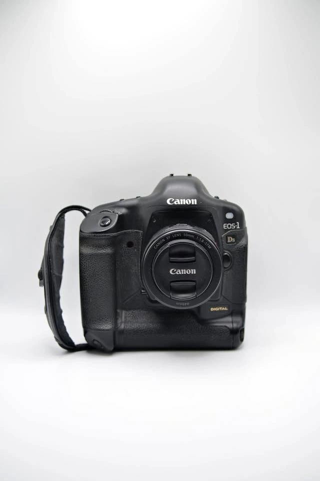 Canon EOS-1Ds Full-Frame DSLR with 50mm Lens and Box