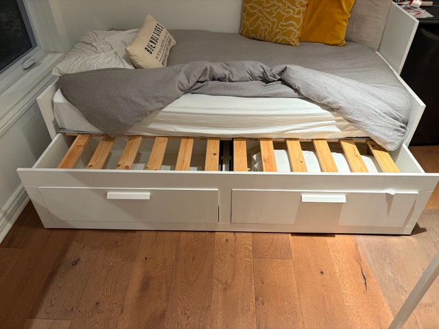 White Expandable Daybed with Storage Drawers- IKEA - photo 4