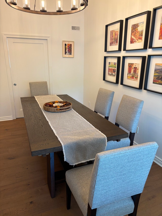 Arhaus Whitby Extension Dining Table + 4 Torino Chairs - photo 5