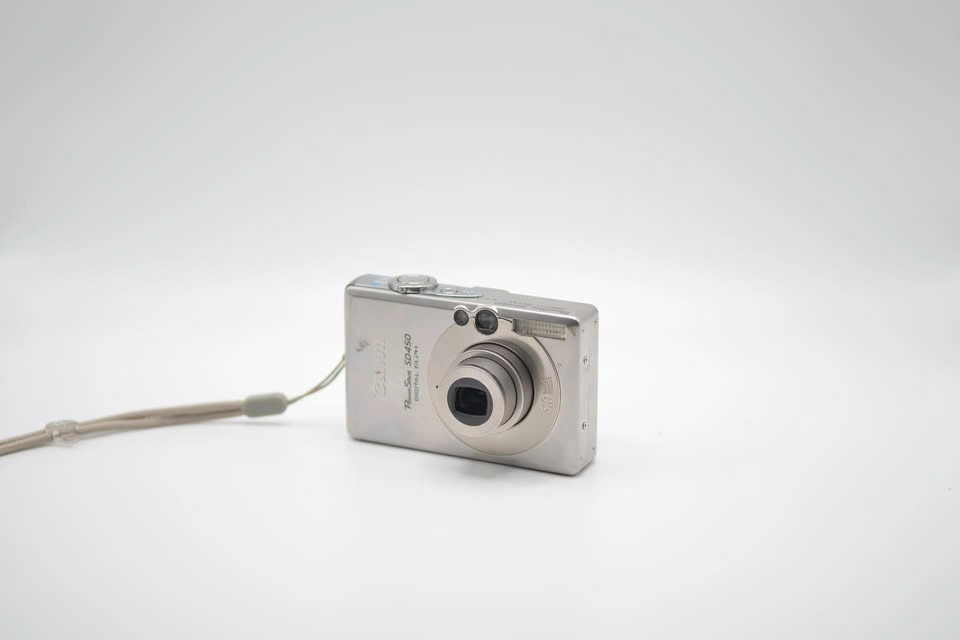 Canon PowerShot SD450 Digicam - photo 3