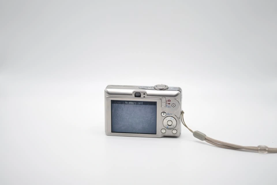 Canon PowerShot SD450 Digicam - photo 4