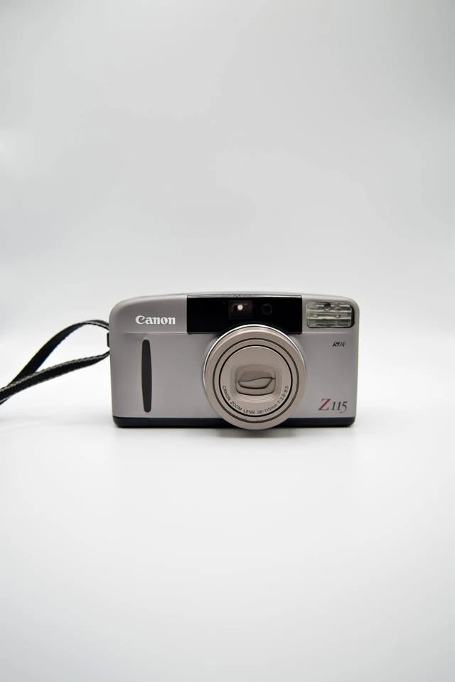 Canon Sure Shot Z115 35mm Film Camera + Case Batteries