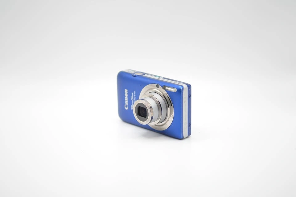 Canon PowerShot ELPH 100 HS / IXUS 115 HS – Tested – Charger, Ba - photo 4