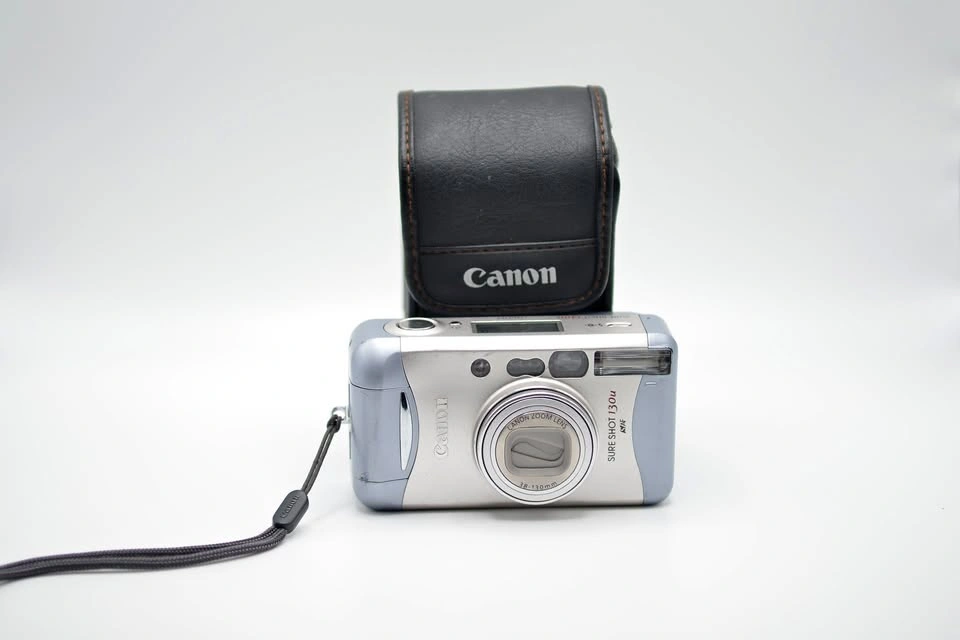 Canon Sure Shot 130u 35mm Film Camera – Tested – Fresh Battery
