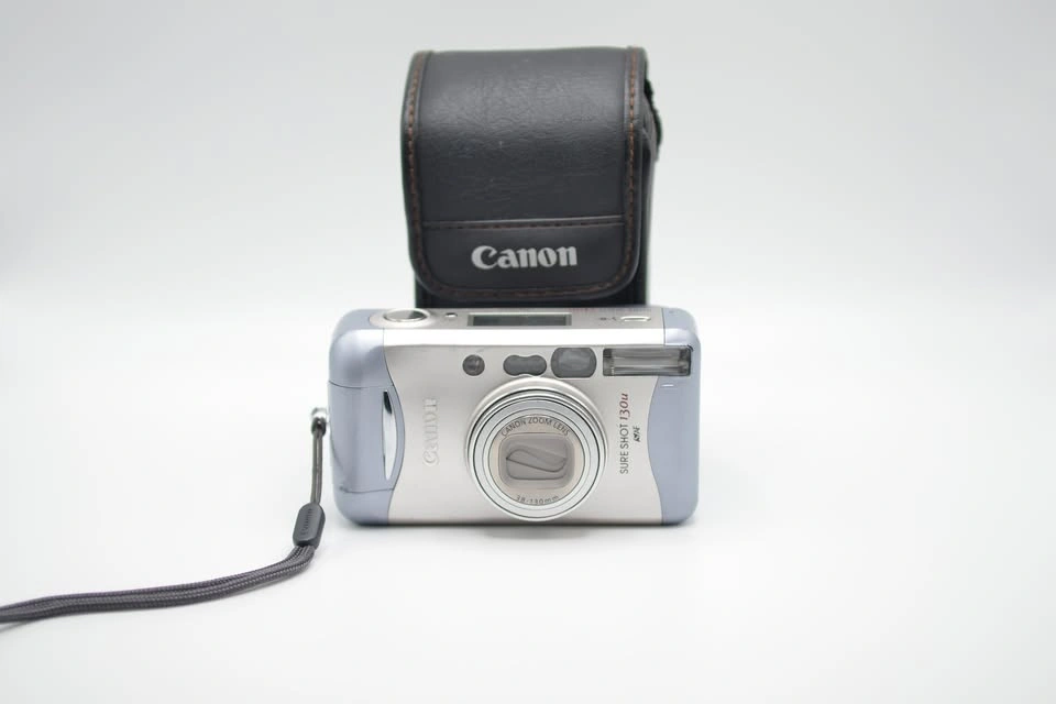 Canon Sure Shot 130u 35mm Film Camera – Tested – Fresh Battery - photo 2