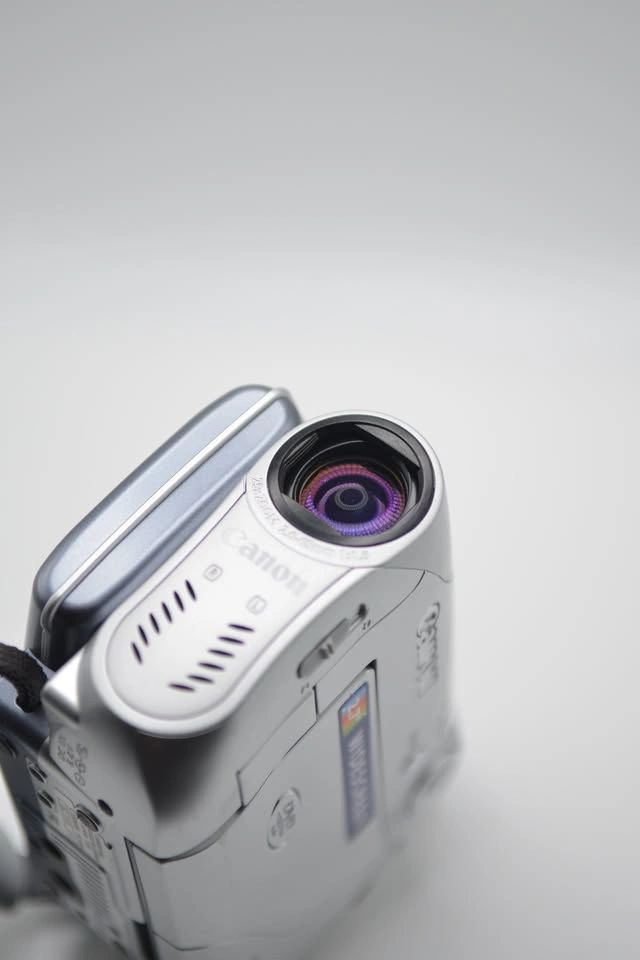 Canon DC100 Camcorder – Easy Beginner Video Camera - photo 5